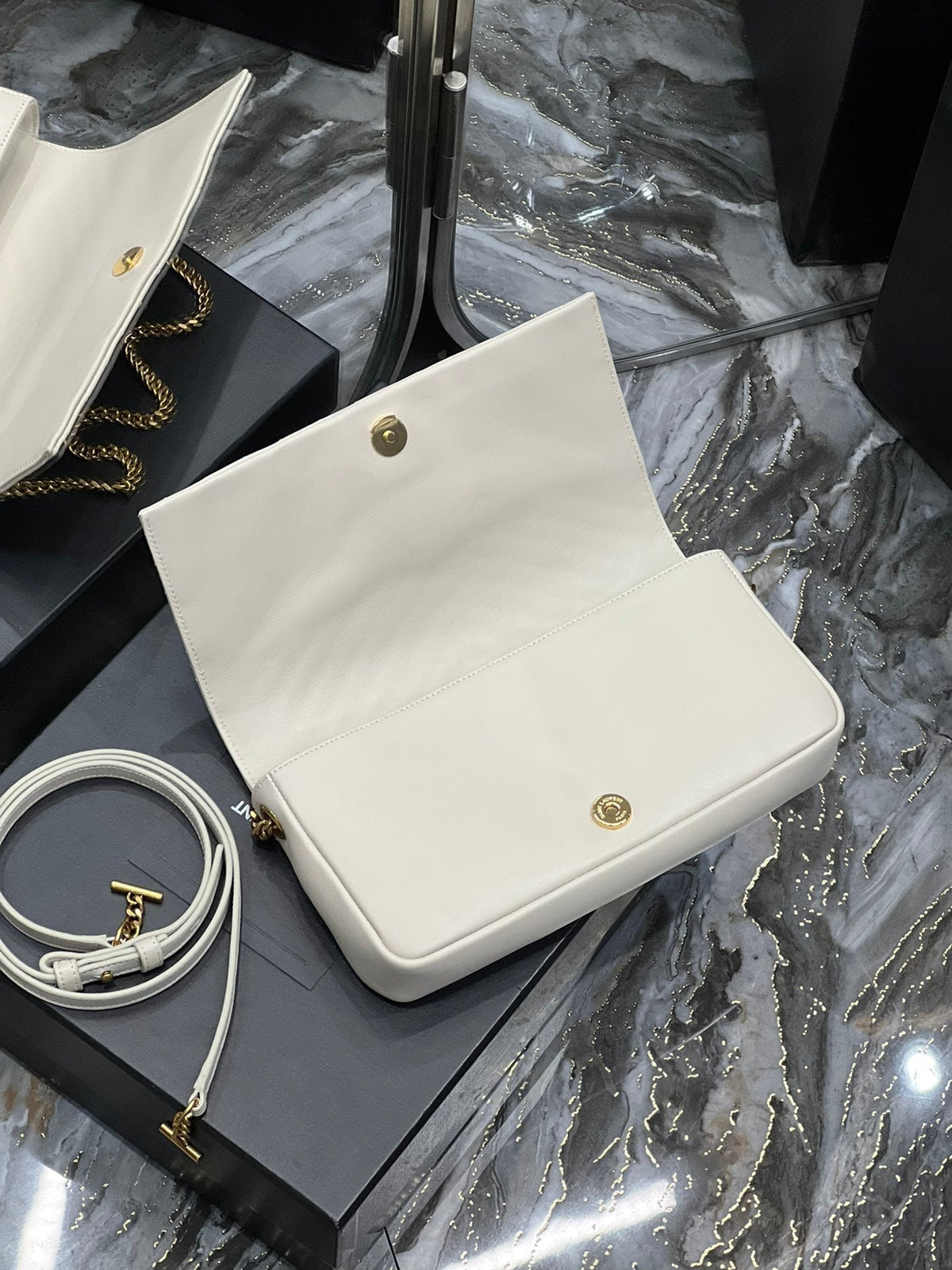Saint Laurent Kata 99 Chain Bag With Gold Hardware 26cm – product image 8
