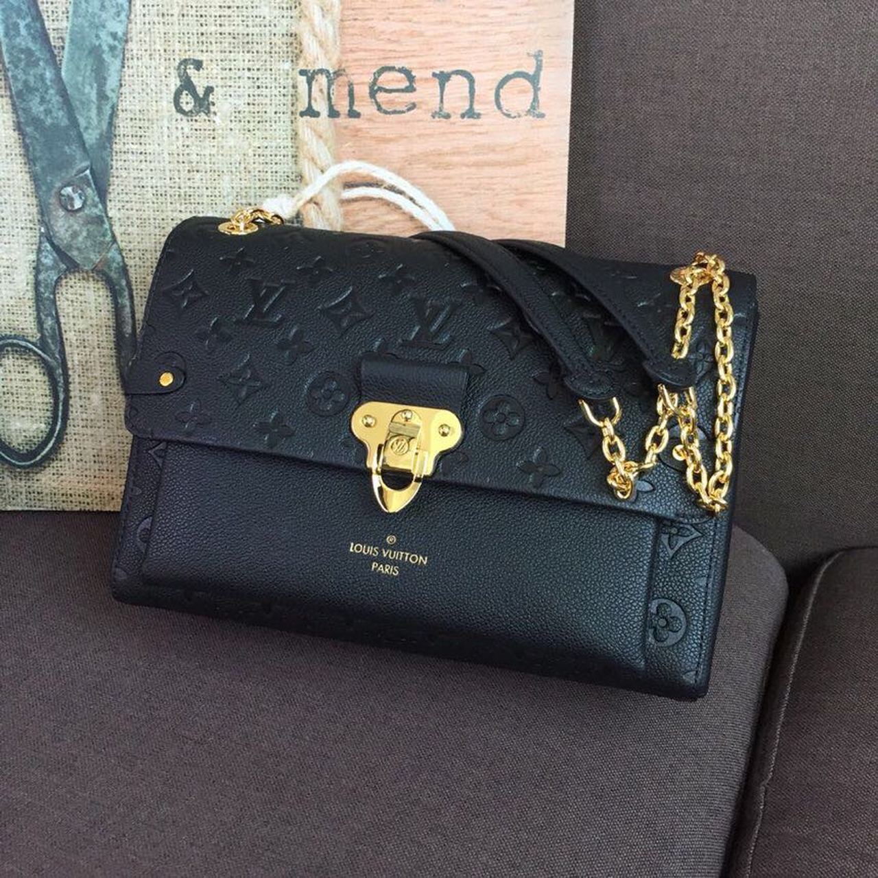 Louis Vuitton Vavin MM Bag 25cm Monogram Empreinte Canvas Spring/Summer Collection M44150 Noir