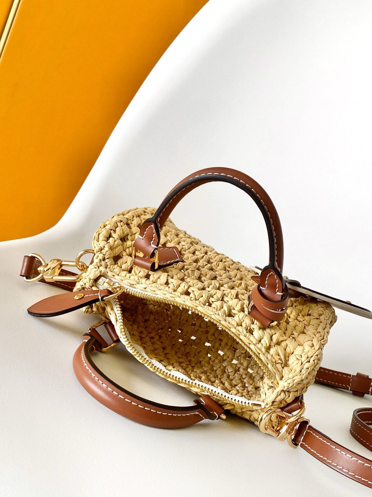 Nano Speedy 16 in Raffia Gold Hardware