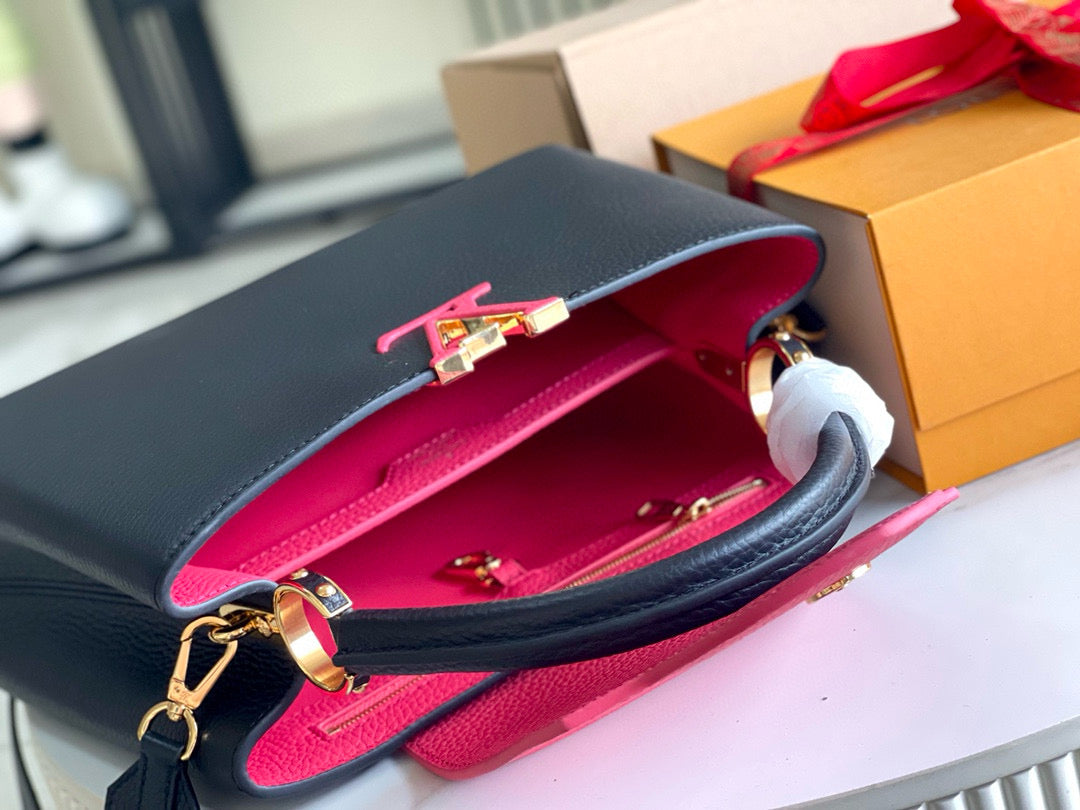 Capucines MM 31 Black Gold Hardware