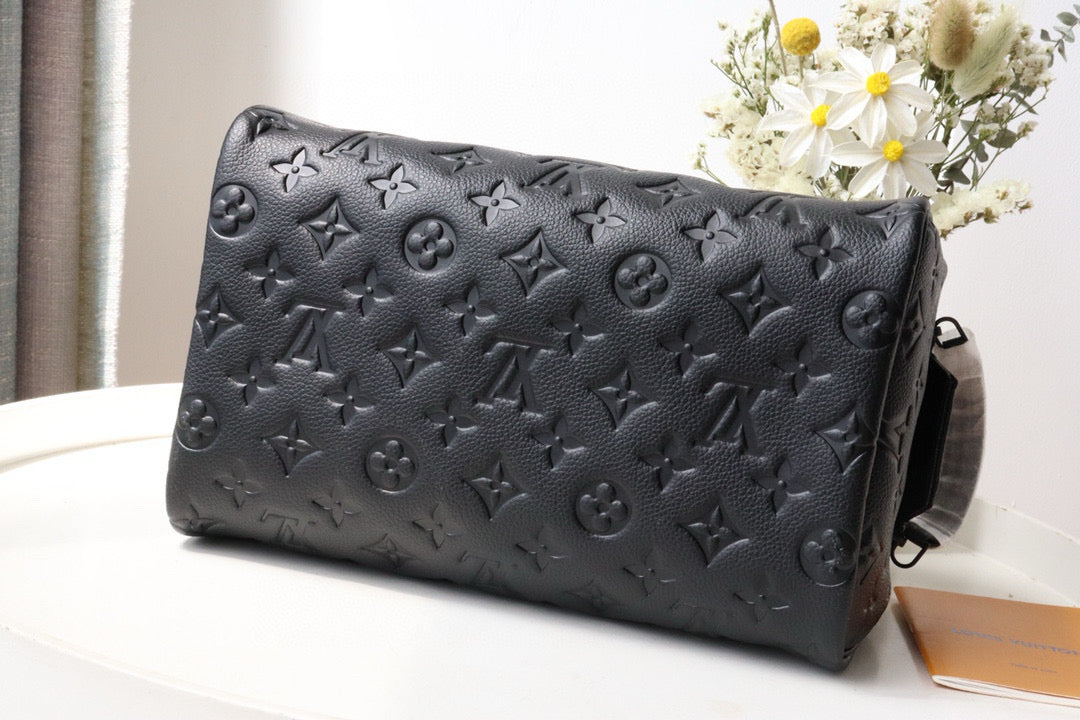 Dopp Kit Toiletry Bag 28 Cm in Black Taurillon Monogram Leather