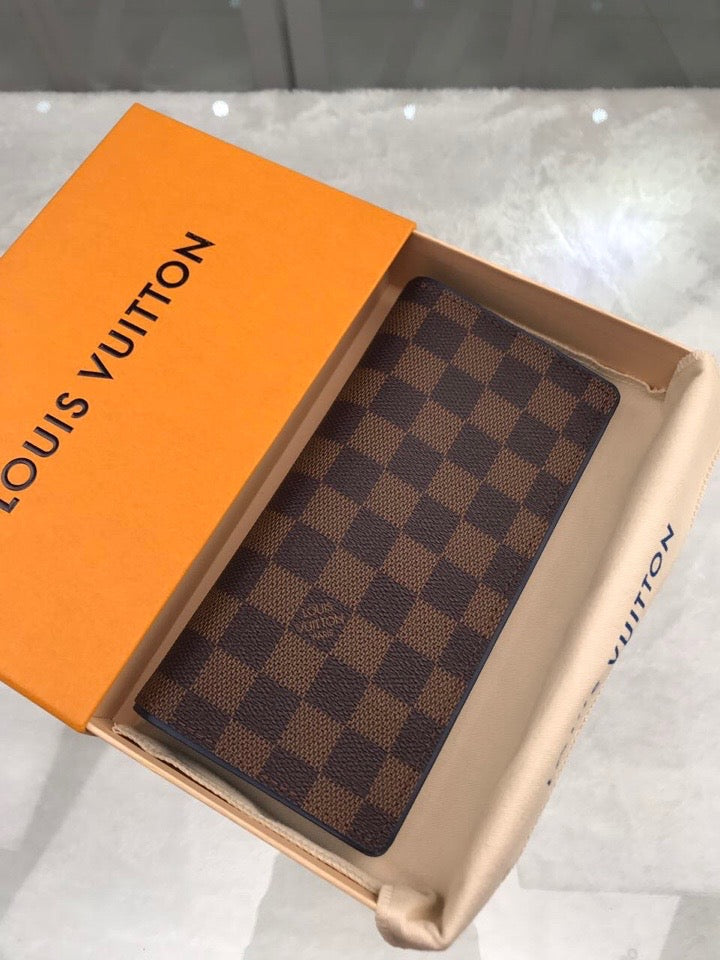 Louis Vuitton Portefeuille Brazza Long Wallet 20cm – product image 1