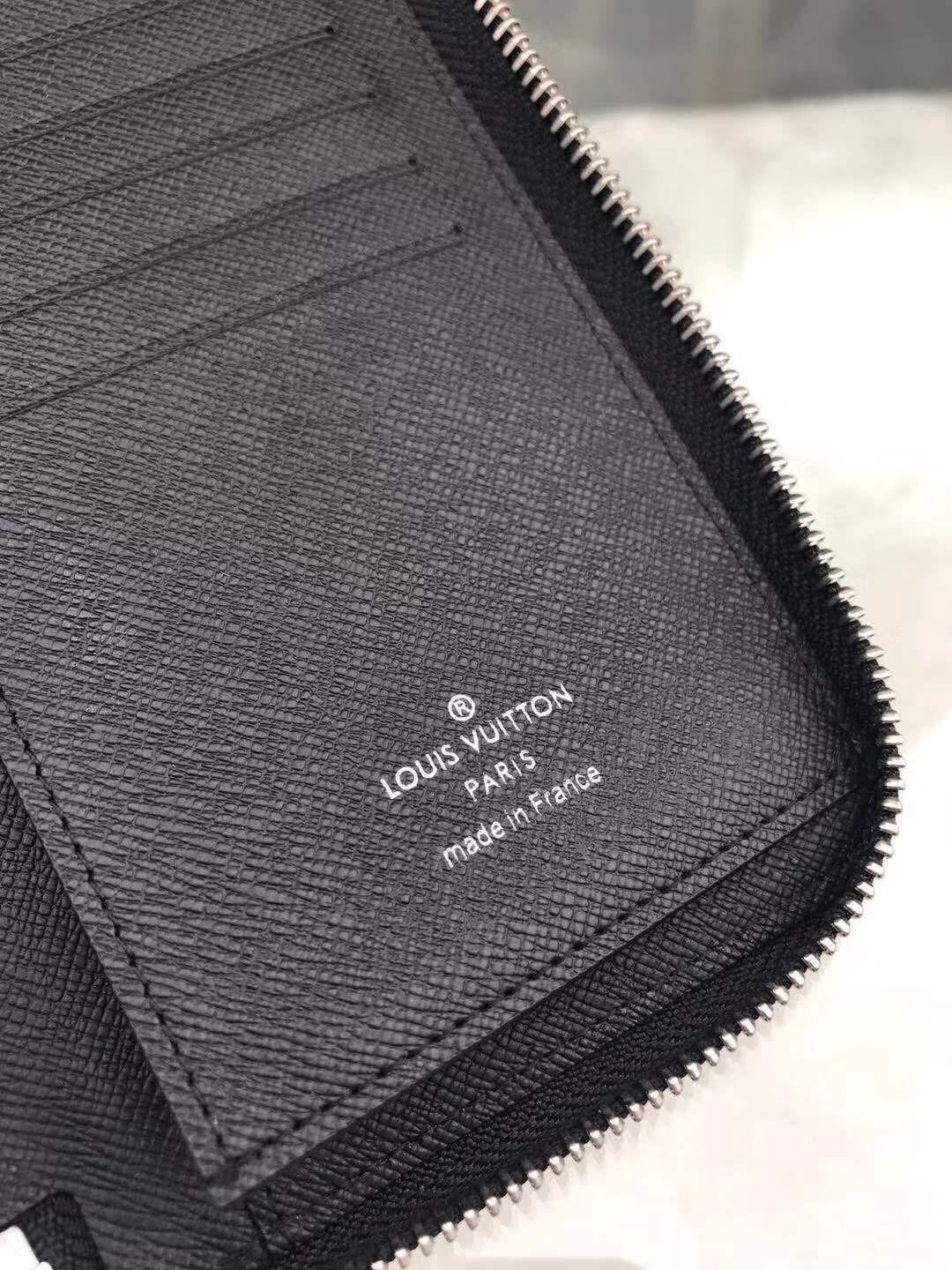 Louis Vuitton Zippy Vertical Wallet 20cm – product image 4
