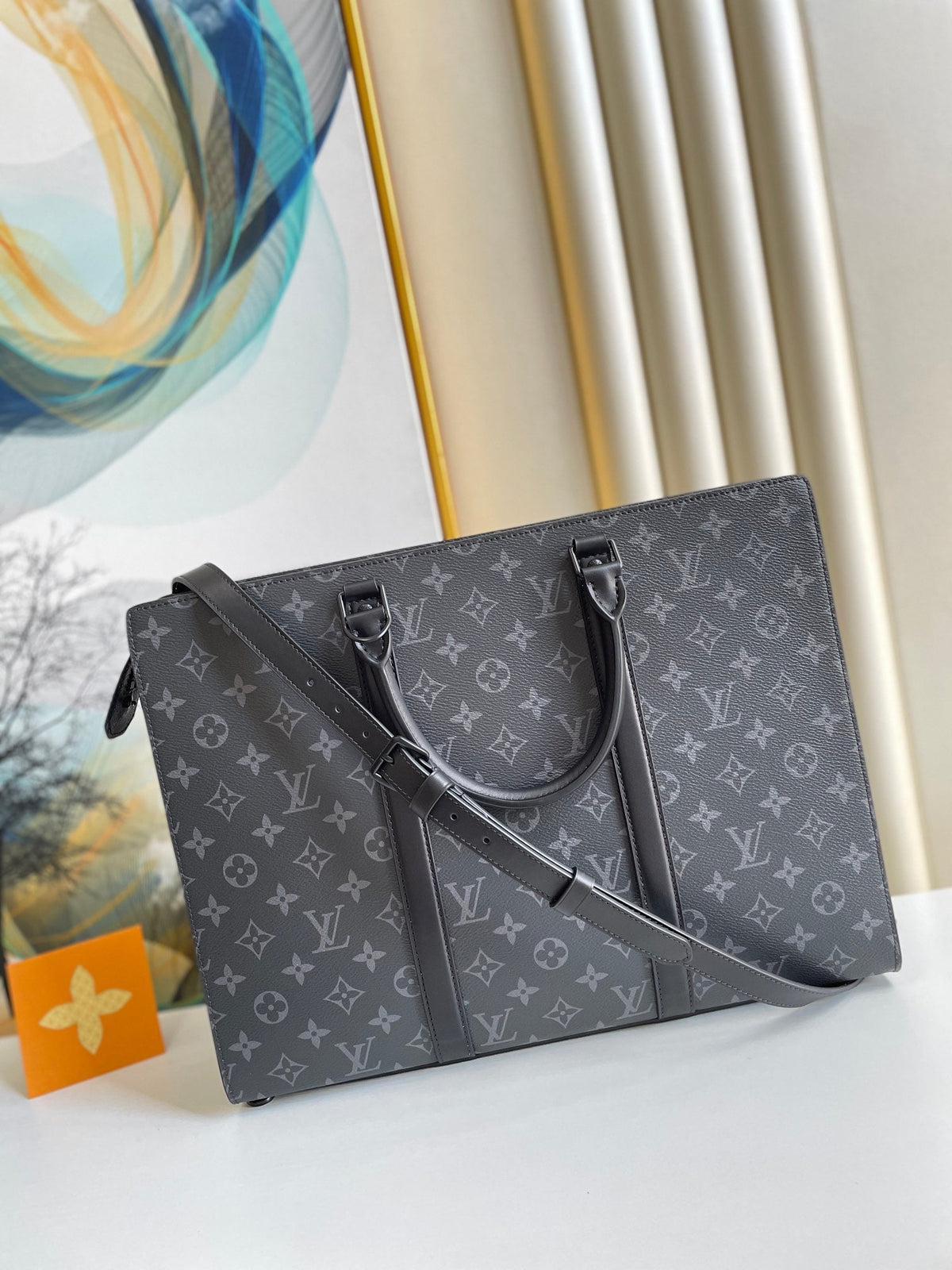 Louis Vuitton Sac Plat Horizontal Zippe 39cm – product image 4