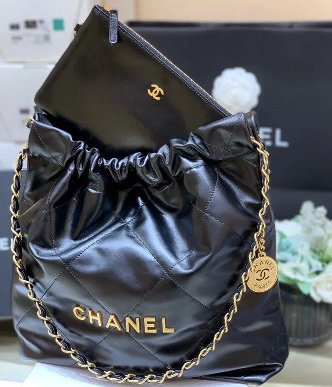 22 Large Handbag 41cm Black