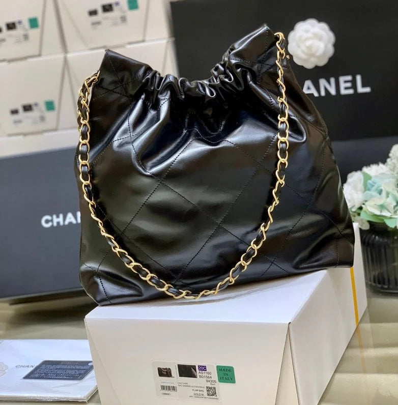 22 Large Handbag 41cm Black