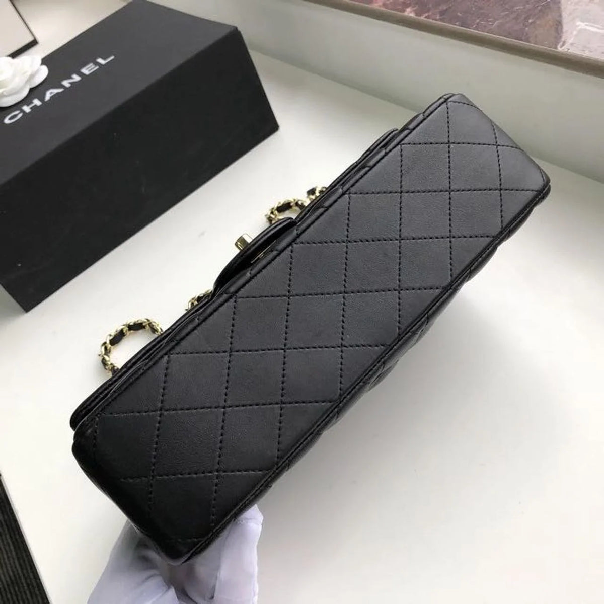 Cha Classic Flap Bag 25cm Gold Hardware Lambskin Leather Spring/Summer Collection Black