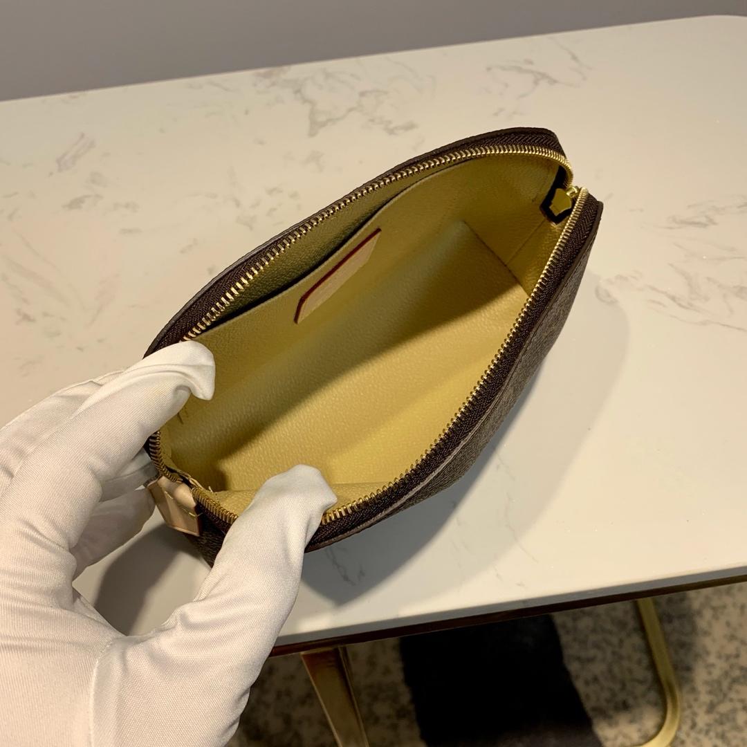 Louis Vuitton Cosmetic Pouch 19cm Brown – product image 6