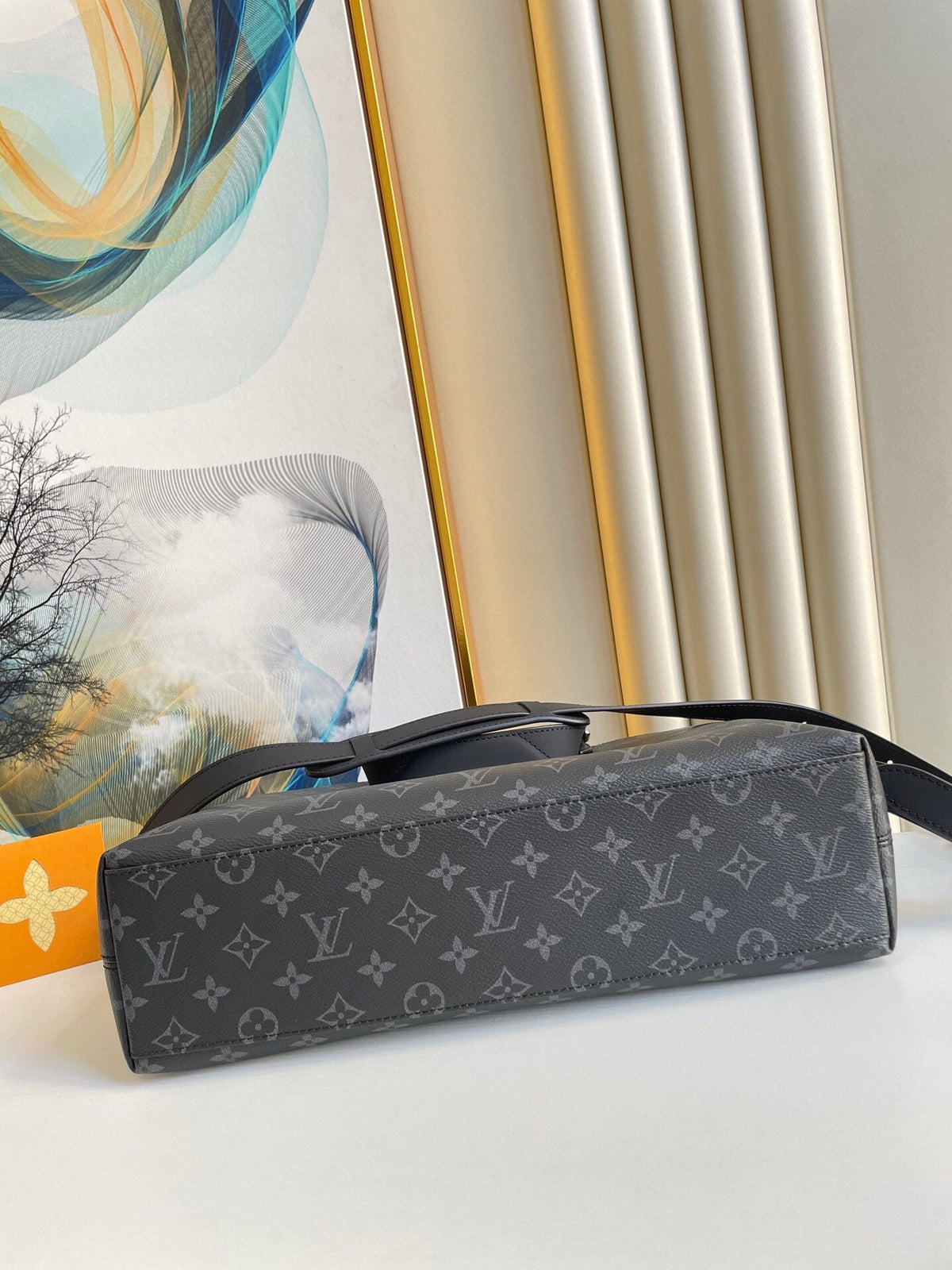 Louis Vuitton M40566 Briefcase Explorer 39cm – product image 3
