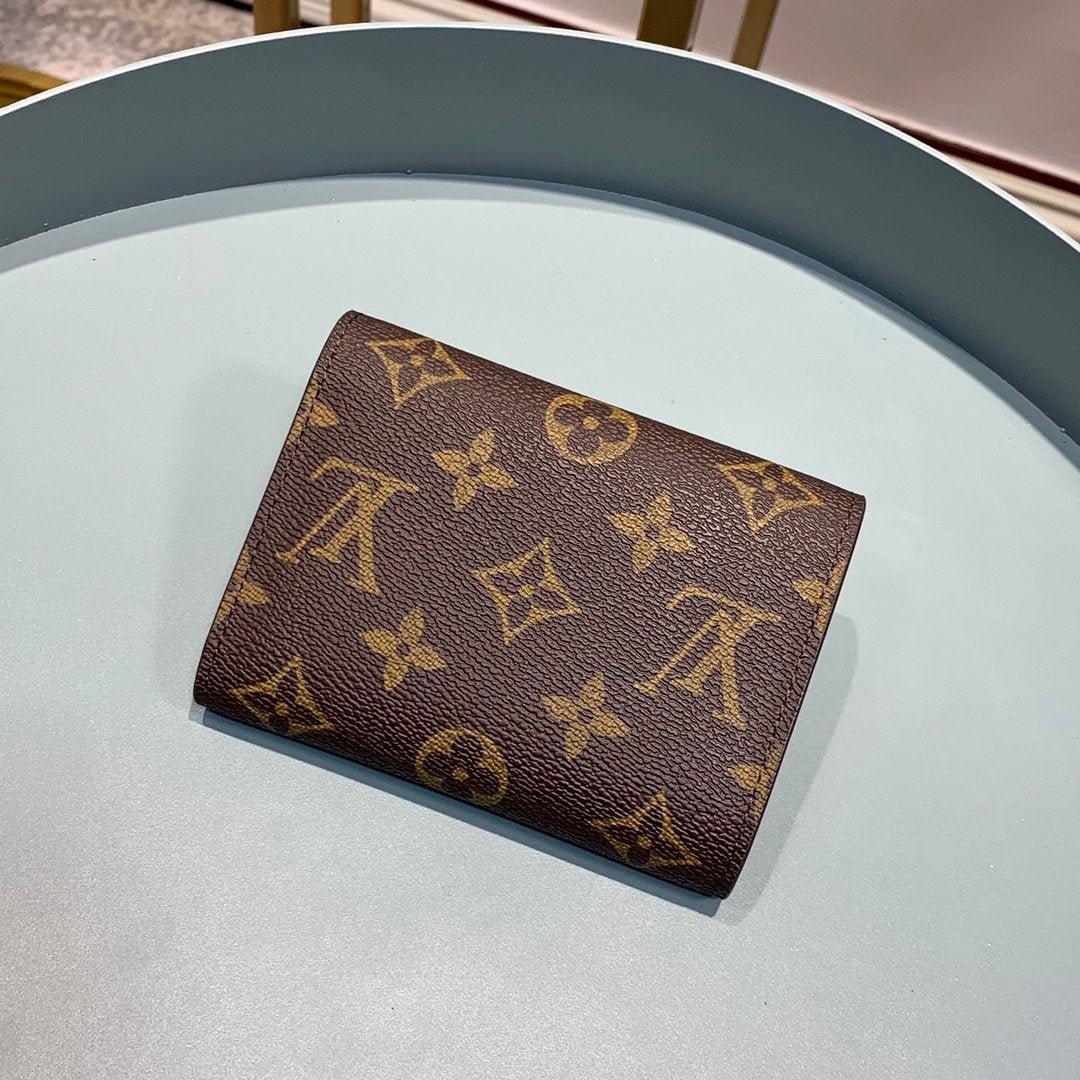 Luxury Leather Wallet for Men & Women | Premium Card Holder