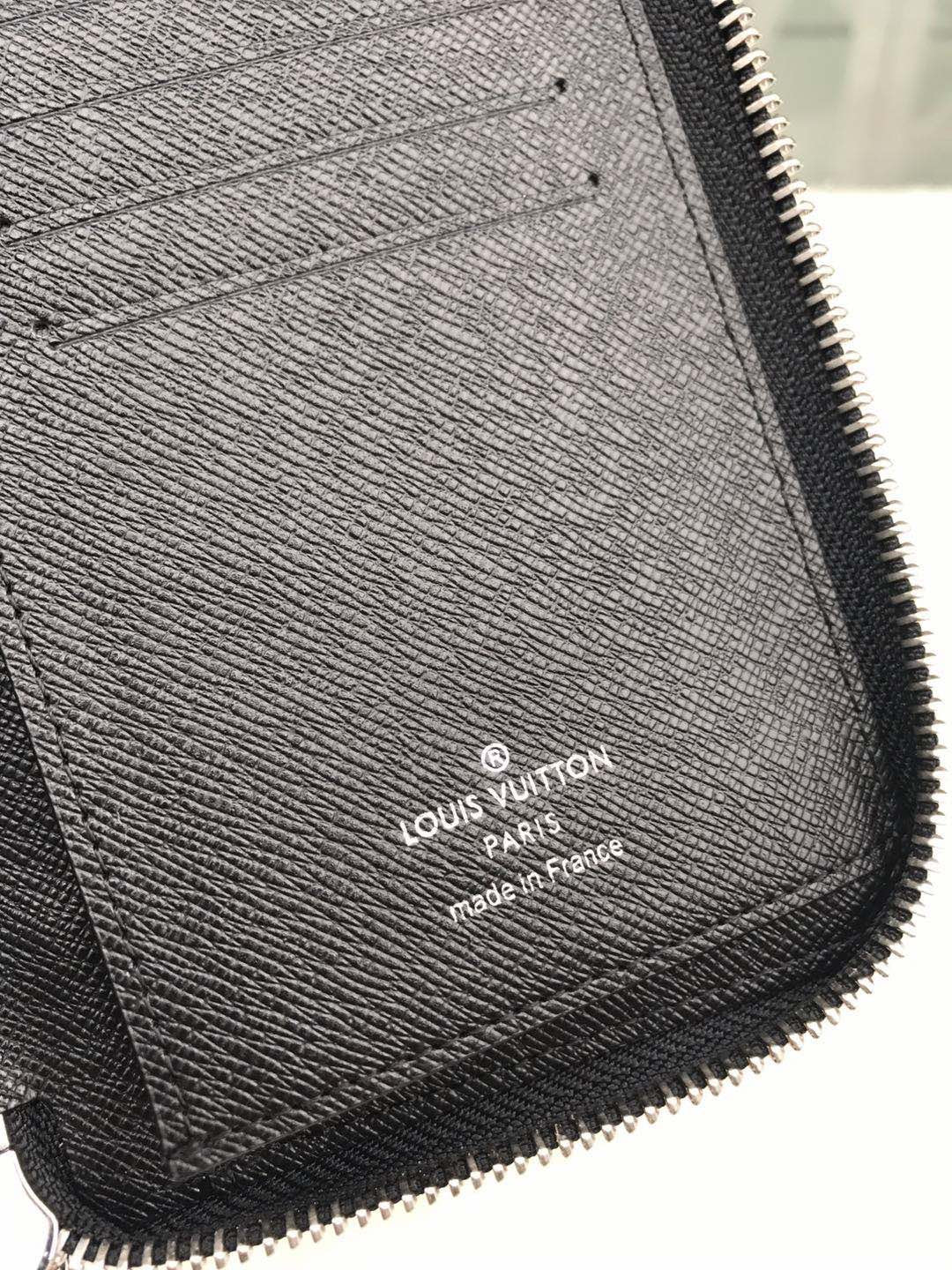 Louis Vuitton Zippy Vertical Wallet 20cm – product image 3