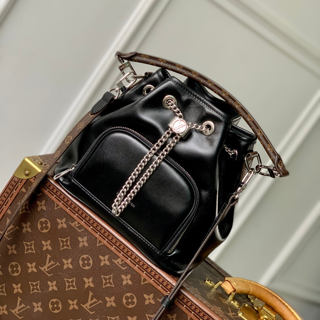 No Way Vibe Handbag 22.5 in Black Lambskin Silver Hardware