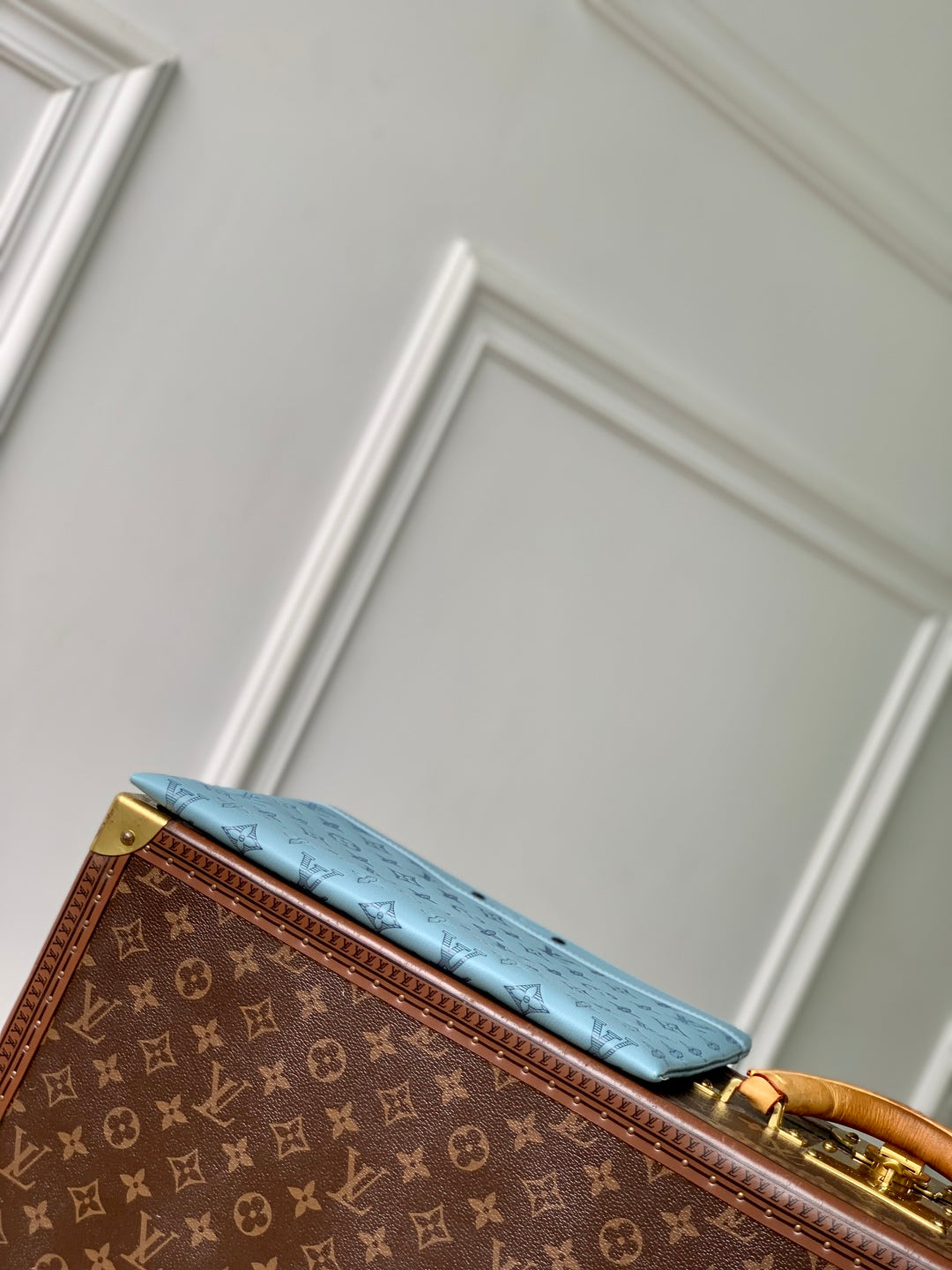Pochette to Go 30 in Sky Blue Monogram Shadow Calfskin Embossed Logo
