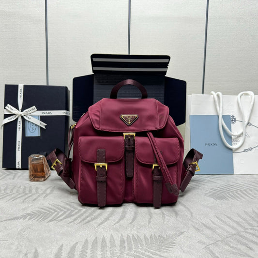 Pra 25S Re-edition 1978 Small Backpack 28 in Burgundy Re-nylon