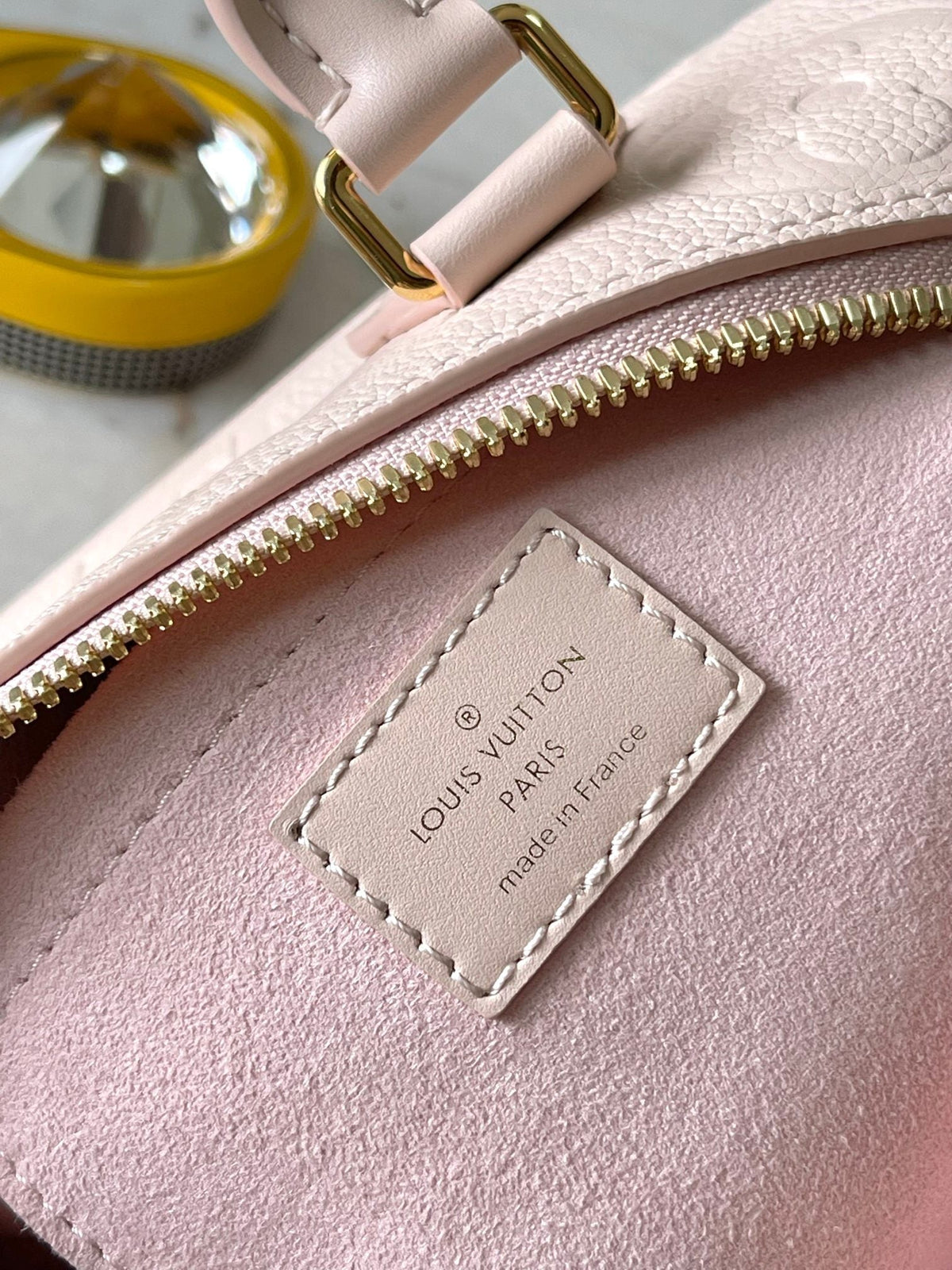 Speedy Bandoulière 20 in Light Pink Monogram Empreinte Leather