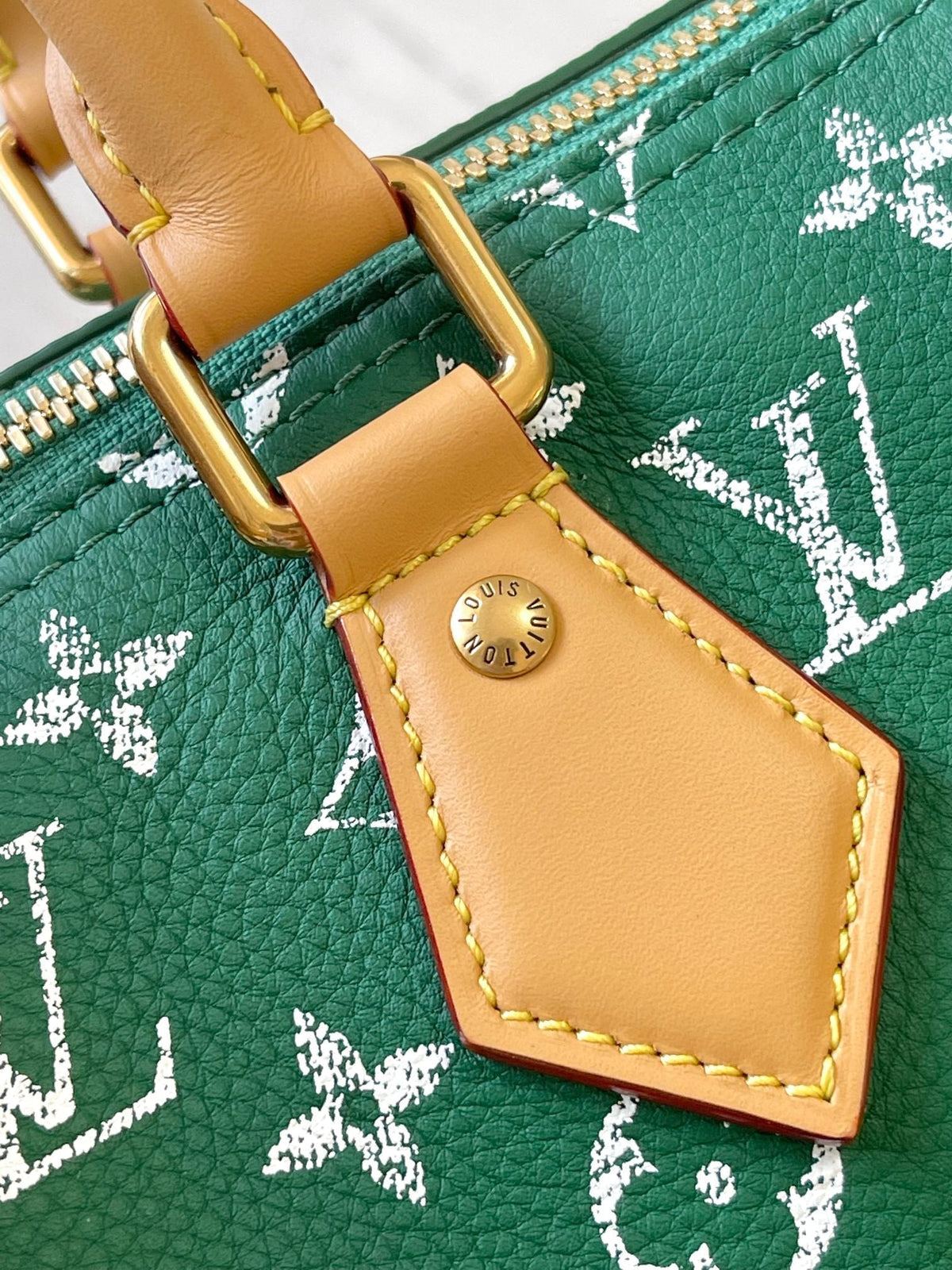Speedy P9 Bandoulière 25 in Green Monogram Canvas Gold Hardware