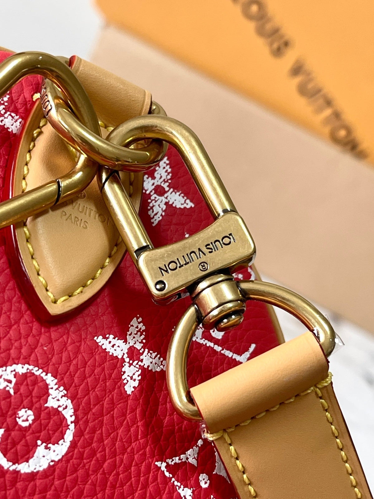 Speedy P9 Bandoulière 25 in Red Monogram Canvas Gold Hardware