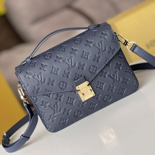 25S Pochette Metis 25 in Dark Blue Monogram Coated Canvas Gold Hardware