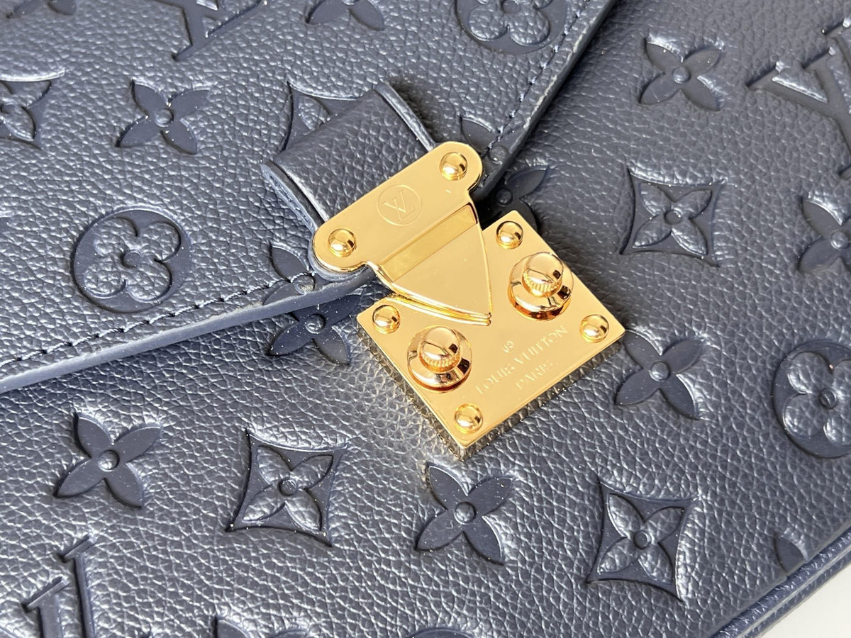 25S Pochette Metis 25 in Dark Blue Monogram Coated Canvas Gold Hardware