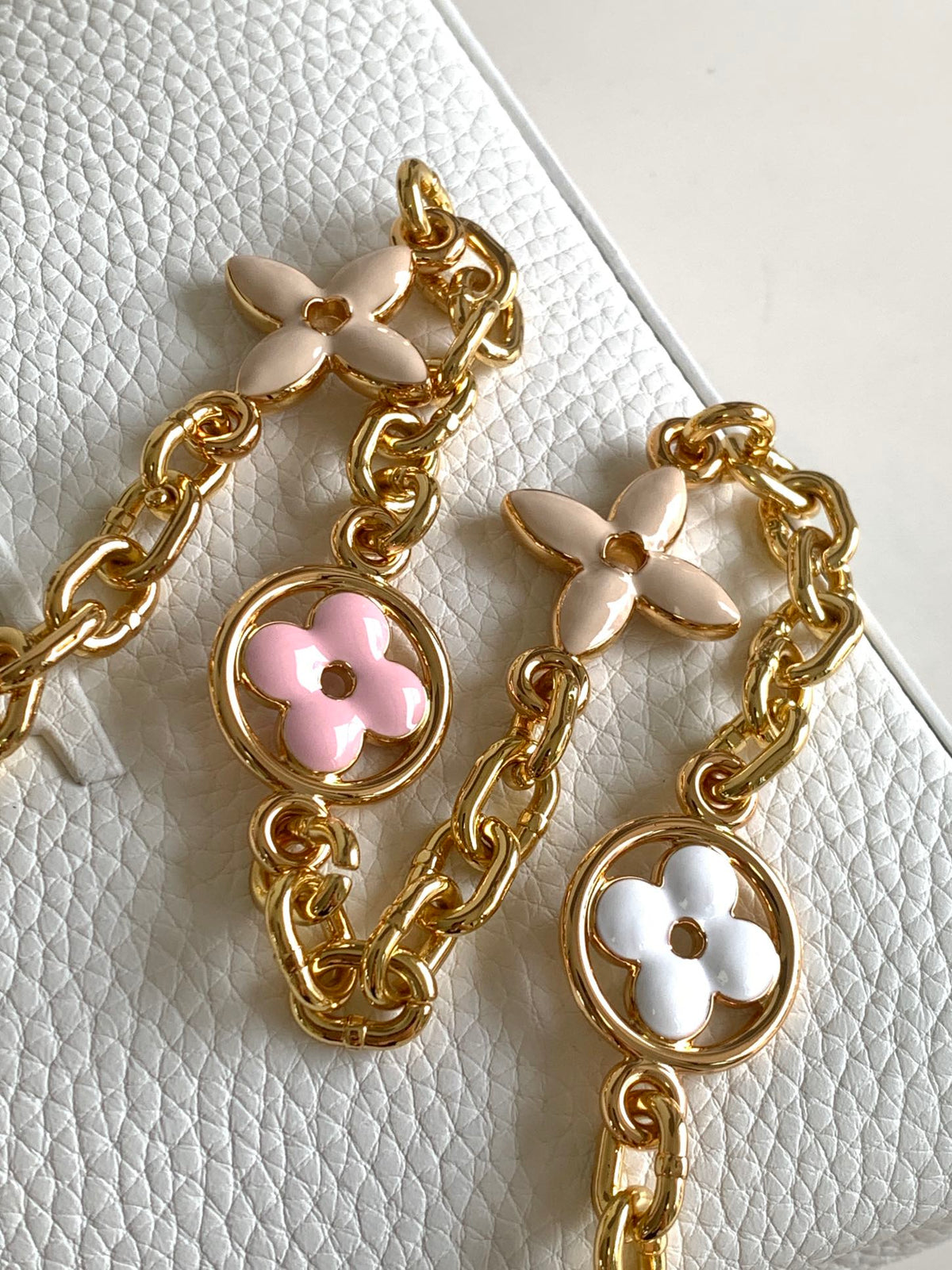 Capucines Mini 21 in White Mix Pink and Beige Taurillon Gold Hardware