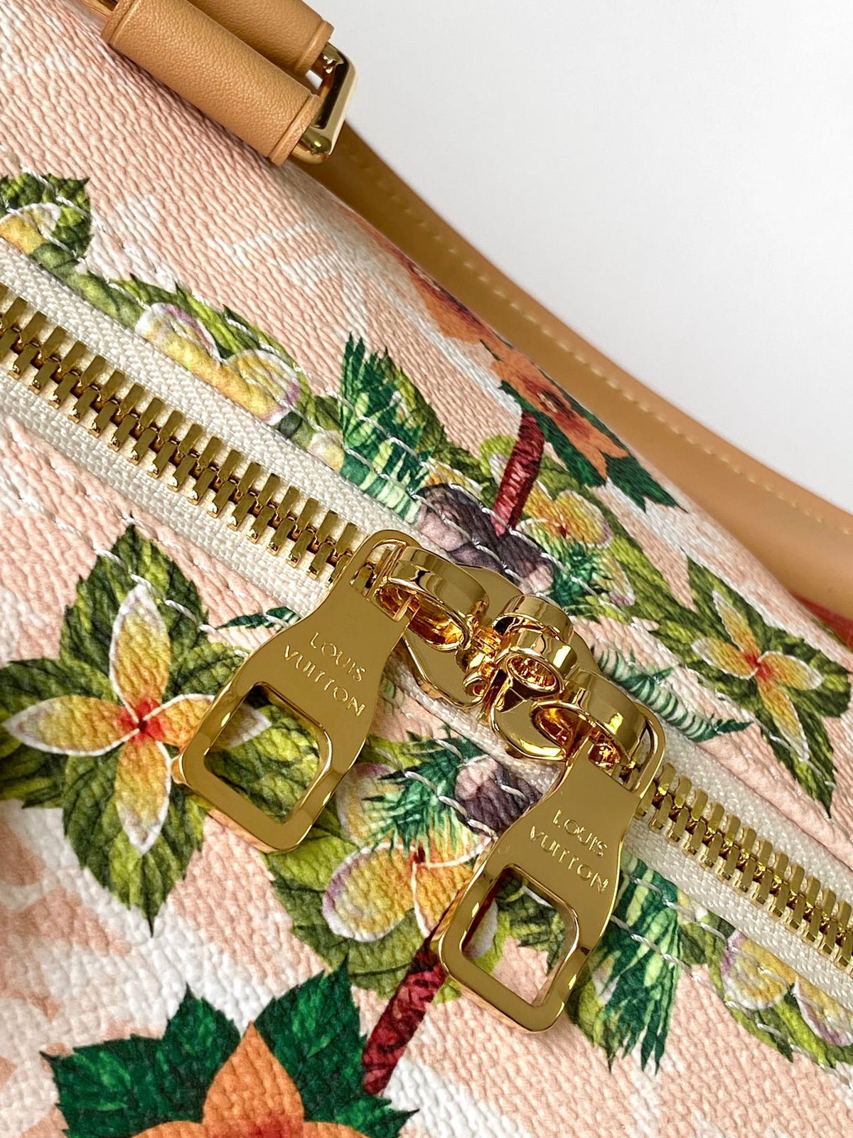 Keepall Bandoulière 50 in Sand Tropical Motifs Monogram Surfin Canvas