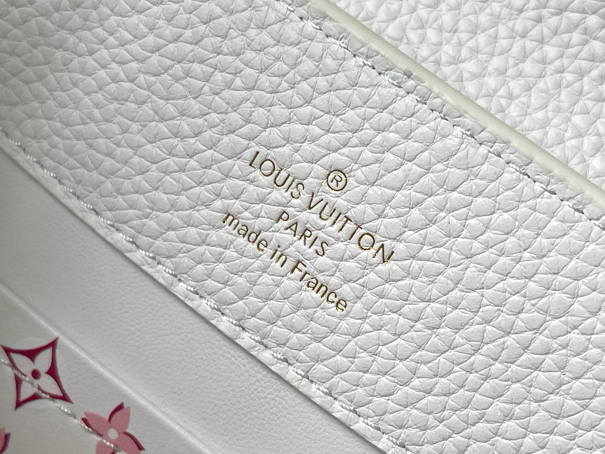 Capucines BB 27 in White Taurillon Gold Hardware