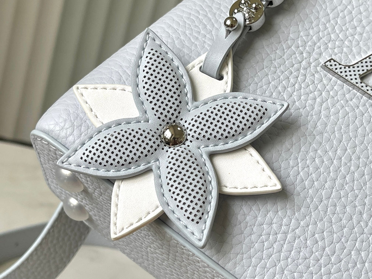 Capucines Mini 21 in Chrome Gray Taurillon Silver Hardware