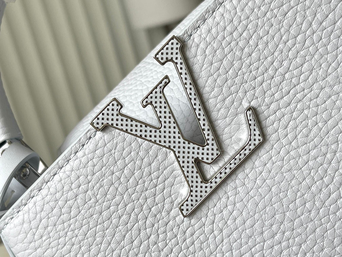 Capucines Mini 21 in Chrome Gray Taurillon Silver Hardware