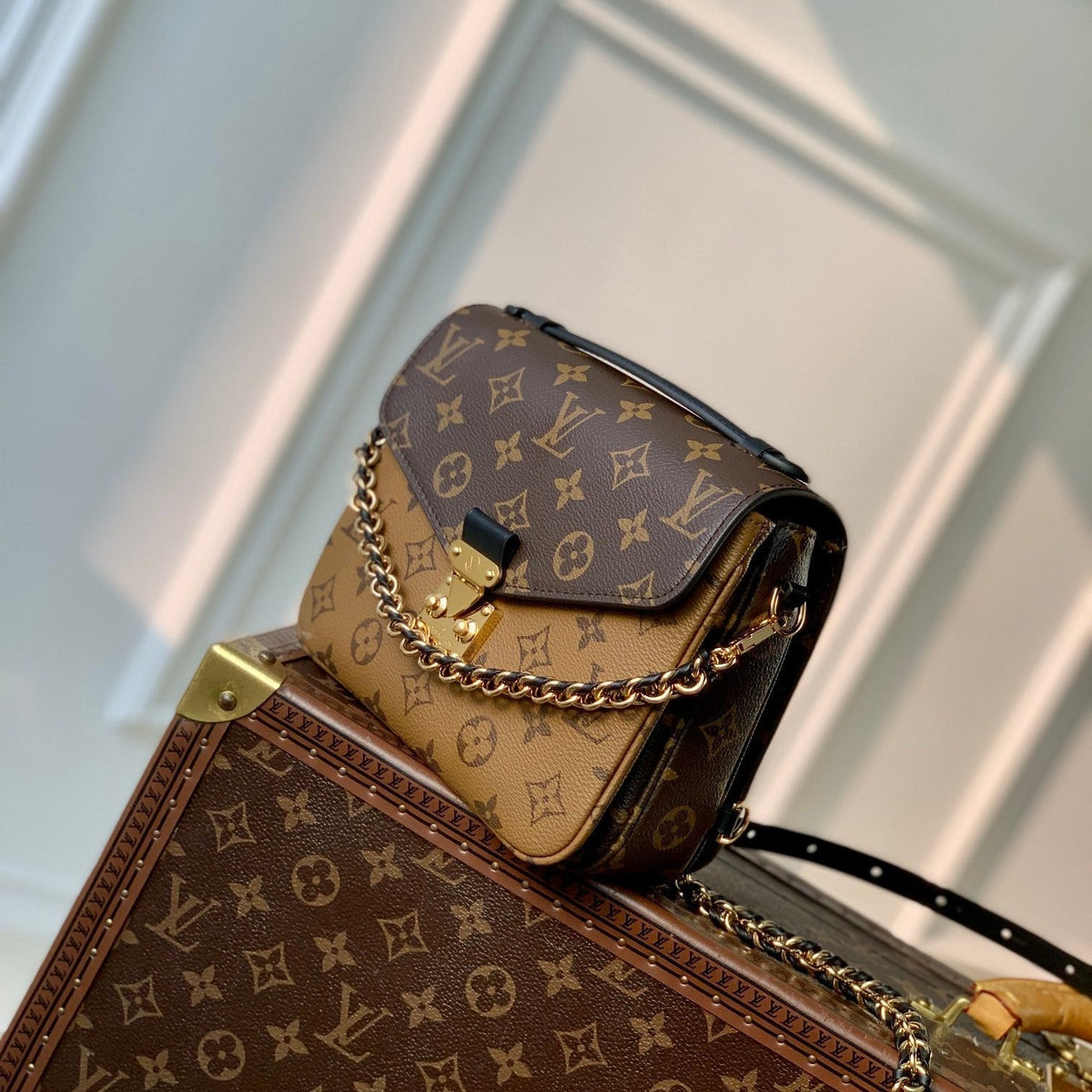Pochette Métis 20 in Brown Monogram and Monogram Reverse Canvas Gold Buckle