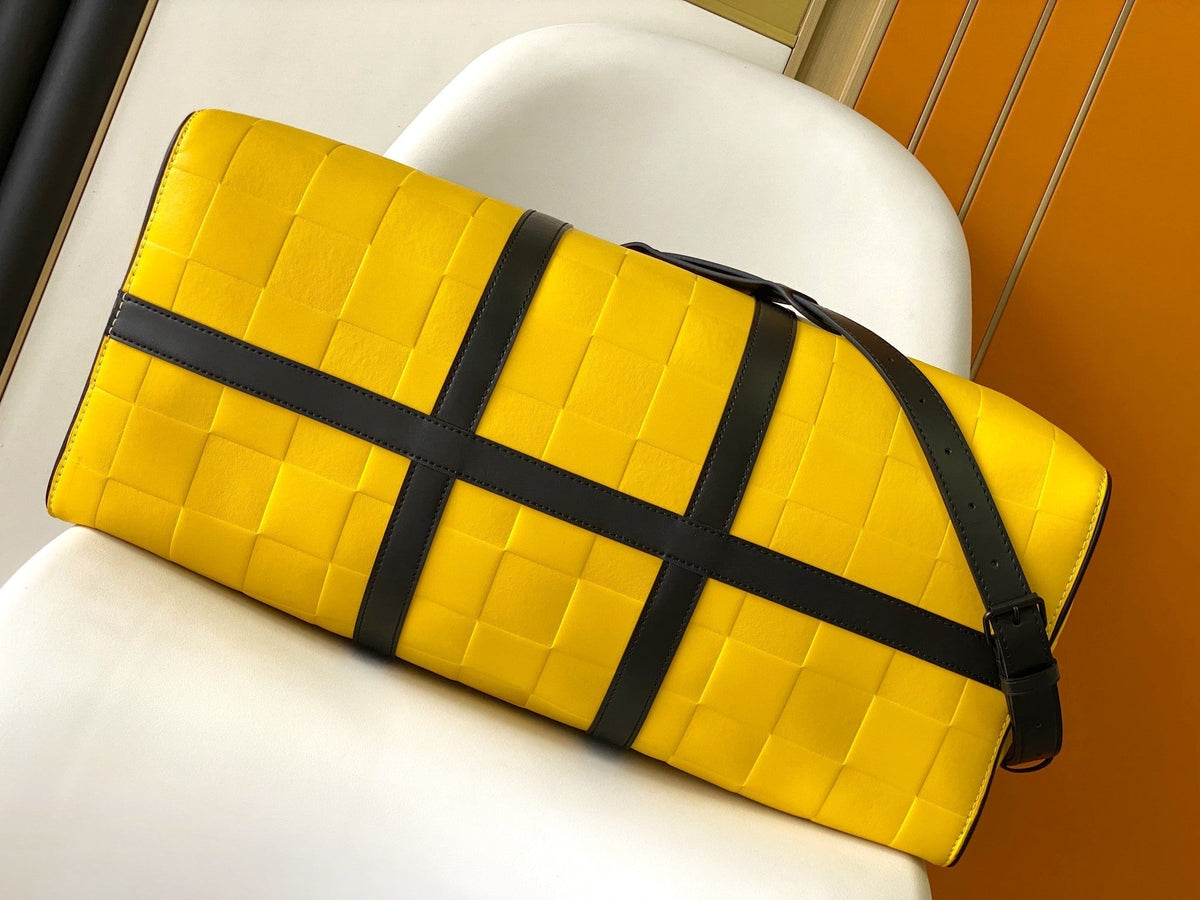 Keepall Bandoulière 50 in Yellow Damier Scuba Calfskin
