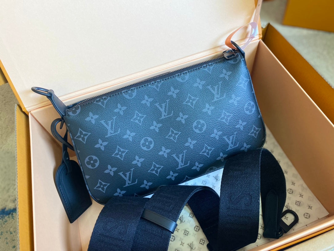 Pochette Accessoire XL 28 in Black Monogram Eclipse Canvas