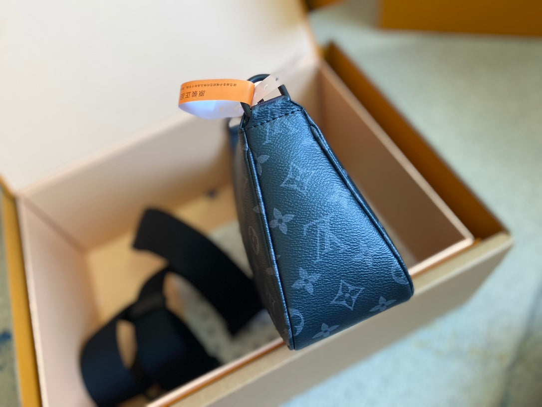 Pochette Accessoire XL 28 in Black Monogram Eclipse Canvas