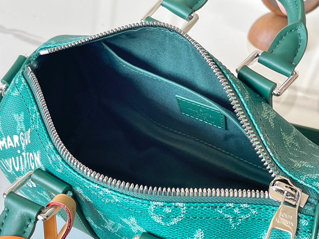 Keepall Bandoulière 25 in Green Monogram Heritage Canvas
