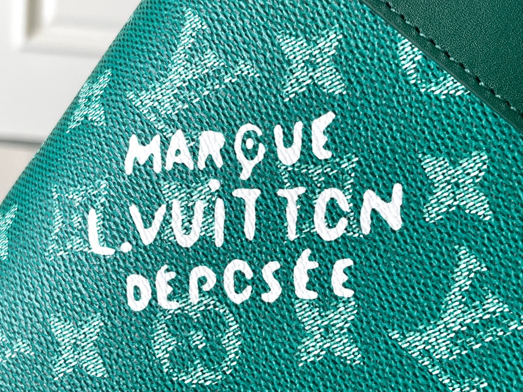 Pochette Voyage Souple 32 in Green Monogram Heritage Canvas
