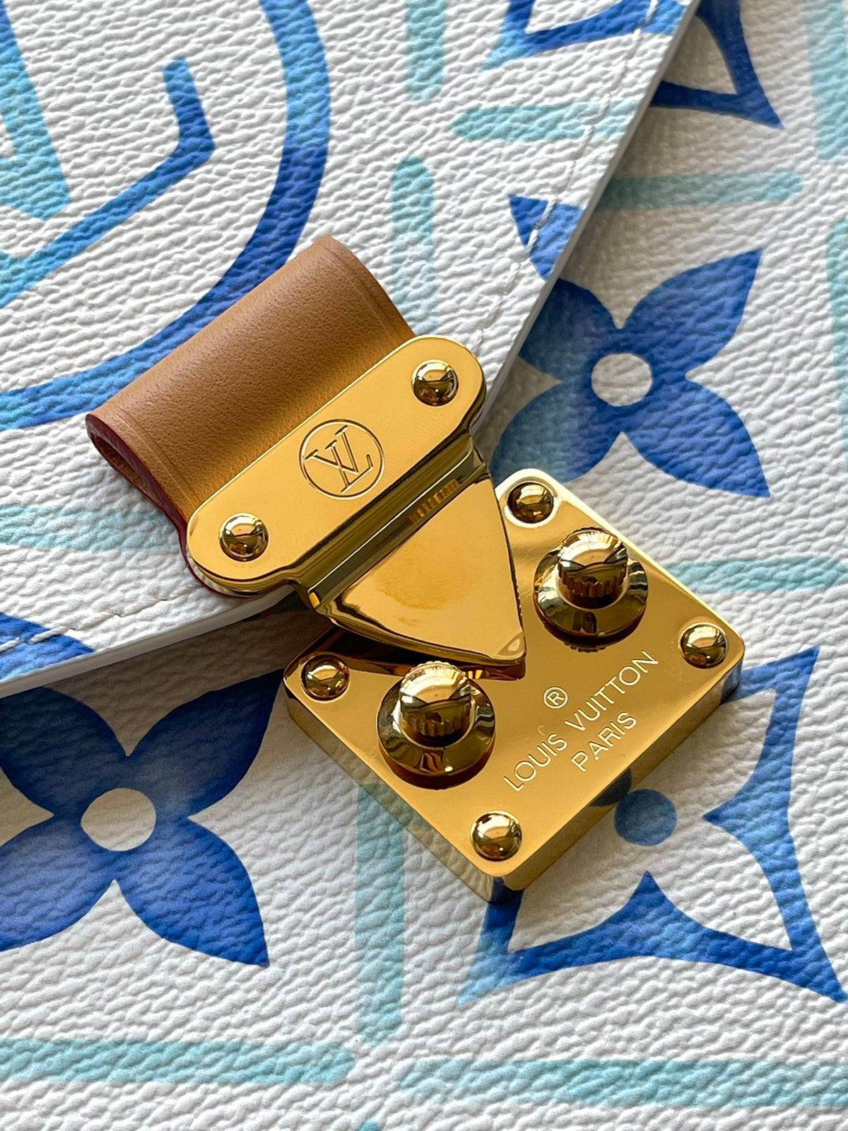 Pochette Métis 25 in Lagoon Blue Monogram Tiles Canvas Gold Hardware