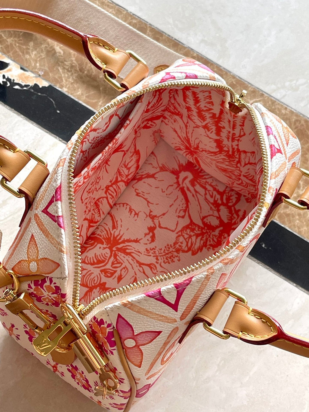 Speedy Bandoulière 20 in Coral Monogram Tiles Canvas Gold Buckle