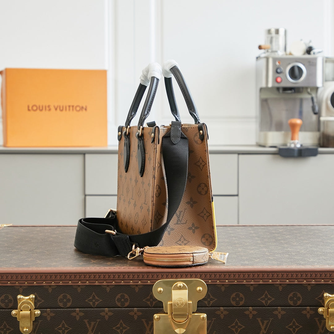 Onthego PM 25 in Brown Monogram Canvas with Duck Shape