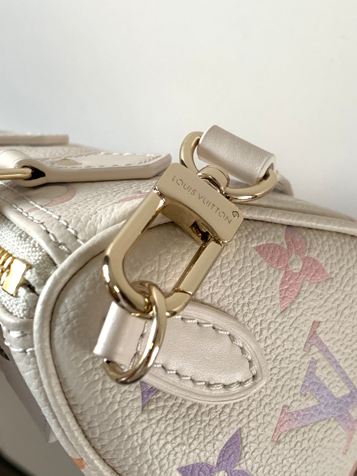 25S Nano Speedy 16 in Beige Dream Embossed Textured Calfskin