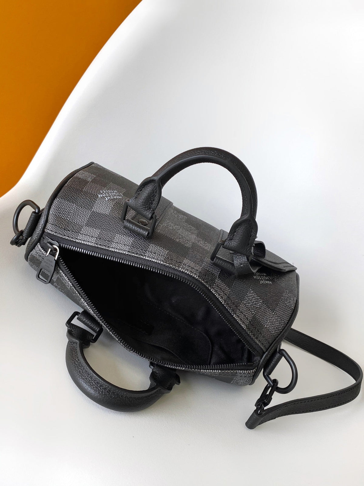 25S Keepall Bandoulière 25 Bag in Damoflage Black Calfskin