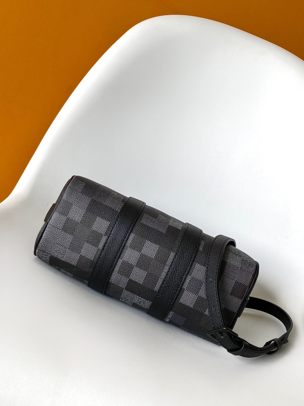 25S Keepall Bandoulière 25 Bag in Damoflage Black Calfskin