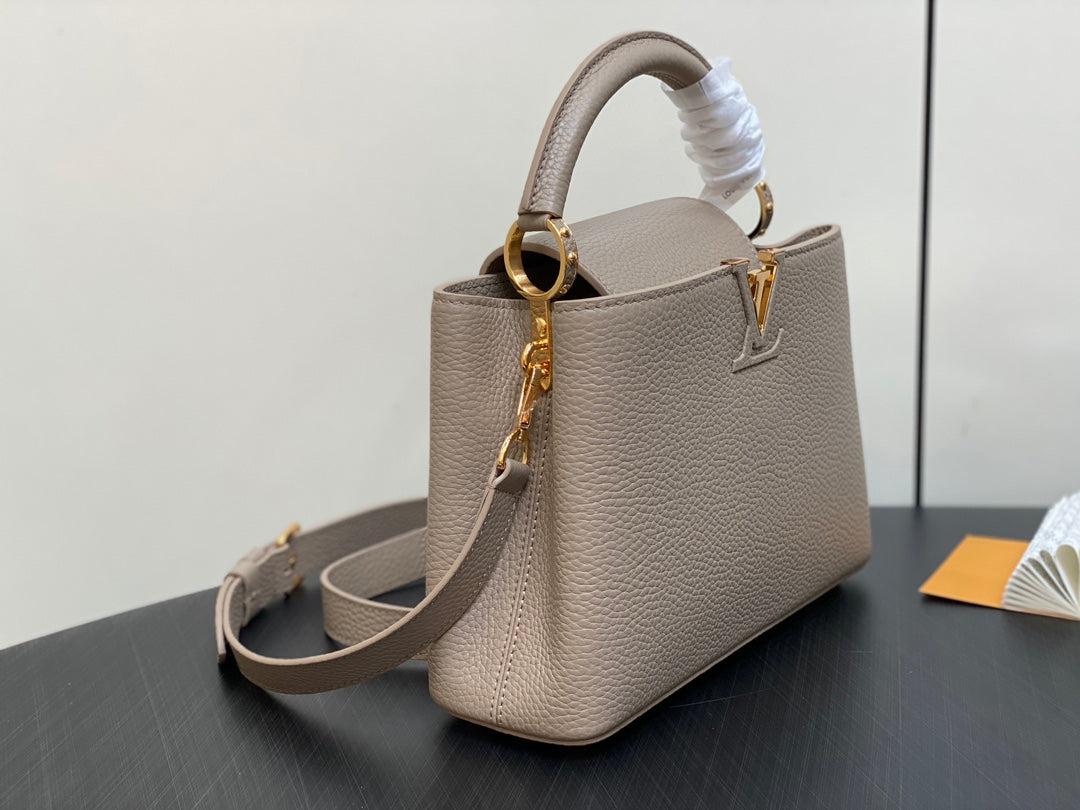 Capucines BB 27 in Khaki Brown Taurillon