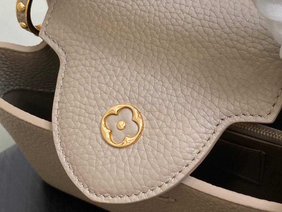 Capucines BB 27 in Khaki Brown Taurillon